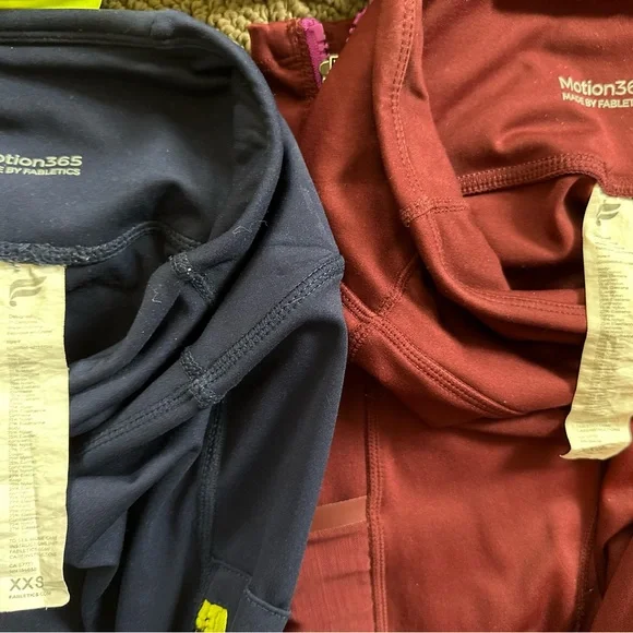 Fabletics Activewear 2 Sports Bras and Two Leggings size XXS and XS. - Picture 4 of 4